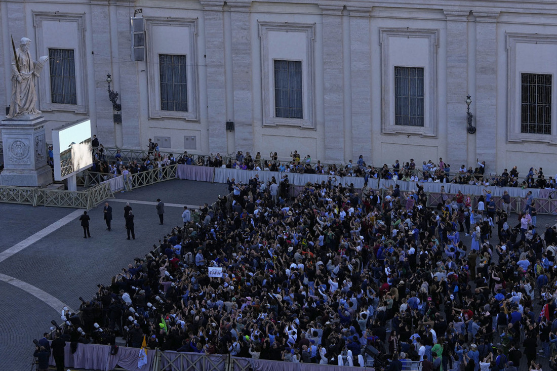 Latinski šapat koji odlučuje istoriju: Evo kako saznajemo ime novog pape!