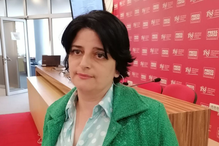 Marija ima kosti od stakla: Lomili su me 10 puta, a onda šok jer i moja devojčica ima istu bolest (FOTO)