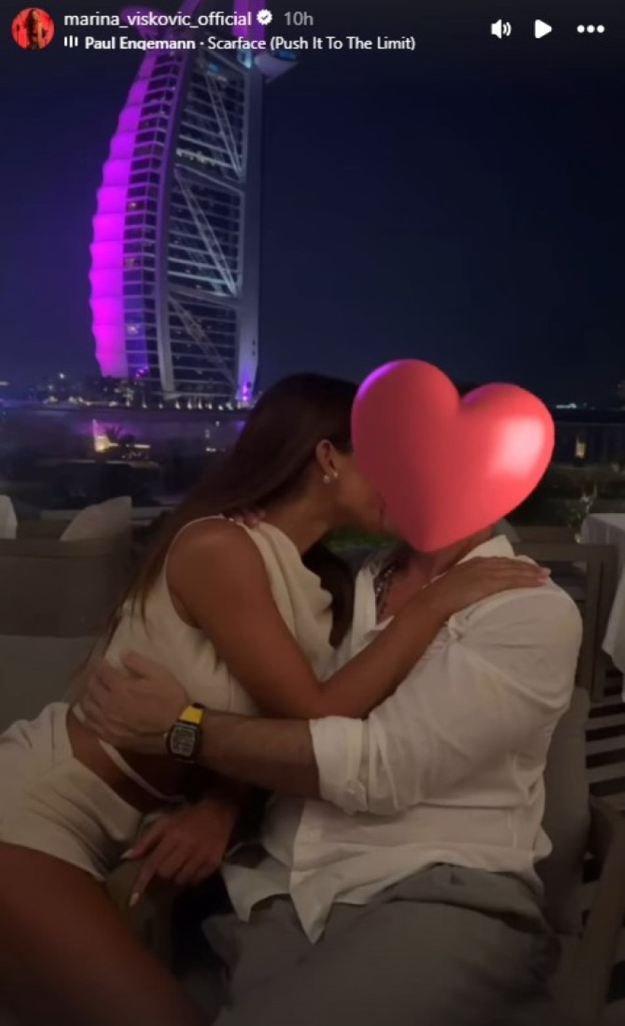 Marina Visković definitivno s dečkom u Dubaiju? Pao poljubac! (FOTO)