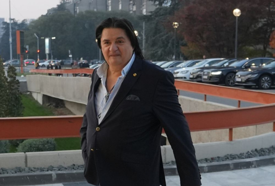 Brunclikova je ovom čoveku išla na vrata zbog drame s Vesnom Zmijanac: Pomogao sam joj, ali nije zaslužila!