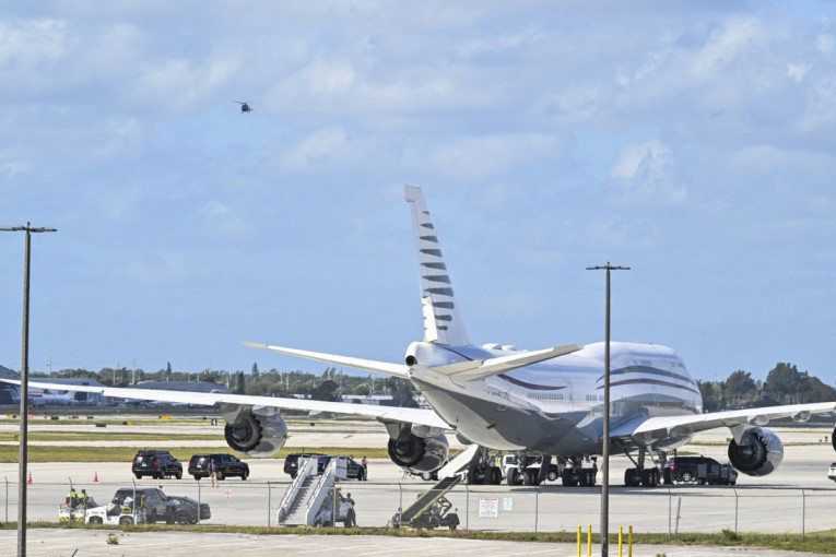 Drama u vazduhu: Avion hitno morao da se vrati na pistu, ispuštao gorivo iznad grada!