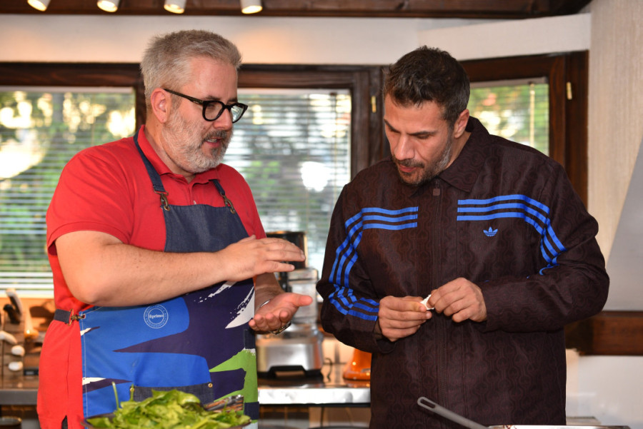 Slavni grčki kuvar oduševljen srpskom prasetinom: Akis Petrecikis u gurmanskoj avanturi u Il Primo školi kuvanja