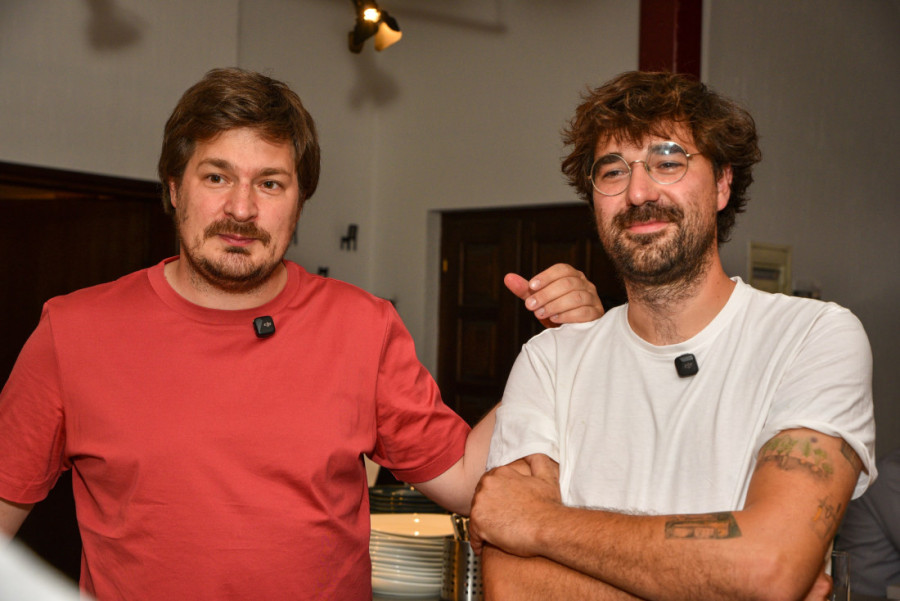 Slavni grčki kuvar oduševljen srpskom prasetinom: Akis Petrecikis u gurmanskoj avanturi u Il Primo školi kuvanja