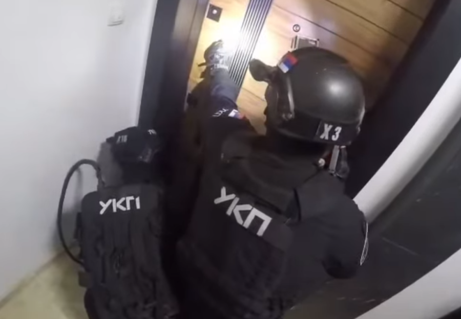 Zapalili dečije rekvizite! Demolirano dvorište vrtića u Rakovici