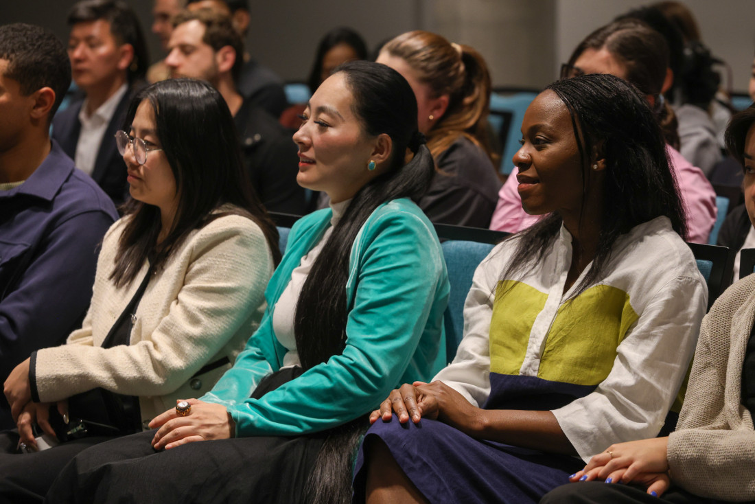 Arno Gujon ugostio 50 postdiplomaca sa Harvarda (FOTO)