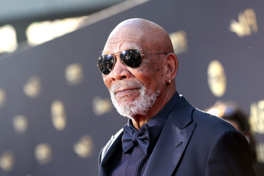 Morgan Frimen zabrinuo obožavaoce izgledom i ponašanjem: Deluje izgubljeno, kao da ne zna gde se nalazi (VIDEO)