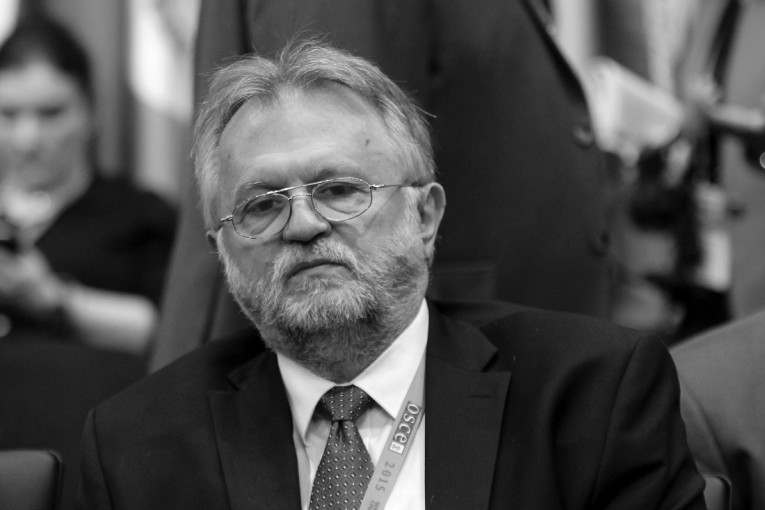 Preminuo bivši ministar finansija: Životnu bitku izgubio u 74. godini