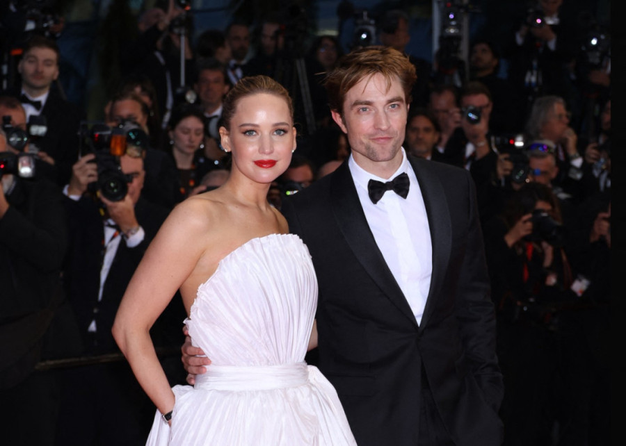 Robert Patinson nikako ne uspeva da igra "normalne" uloge: Glumac otkrio šta ga sprečava u tome (FOTO/VIDEO)