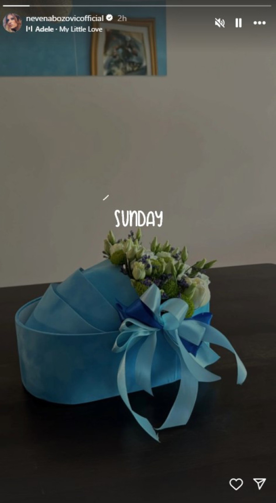 Nevena Božović napustila porodilište: Pevačicu kod kuće sačekalo iznenađenje (FOTO)