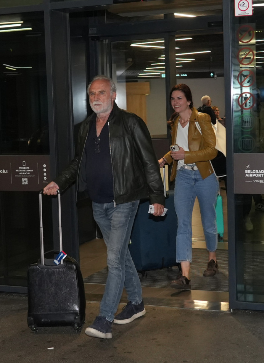 "Osećam prezasićenje" Šok objava Anice Lazić, samo dve nedelje nakon udaje za Lazara Ristovskog!