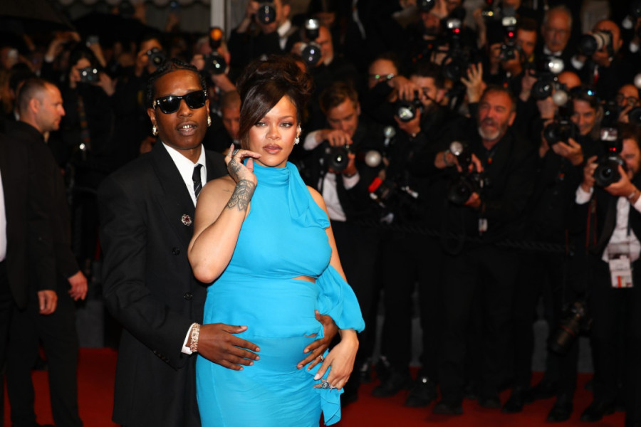 Sada je zvanično: Rijana otkrila pol bebe!