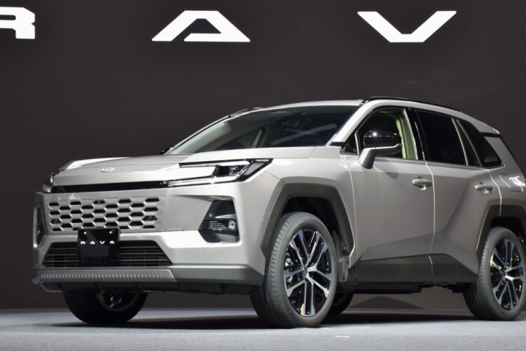 Da li je ovo najnapredniji SUV do sada? Nova Toyota RAV4 izgleda brutalno i uz to misli za vas