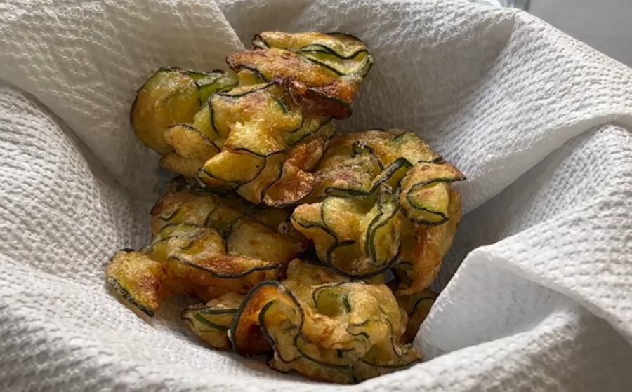 Recept dana: Pohovane tikvice su lagane kao oblak, a hrskave kao čips. Najbolje koje ćete ikada probati