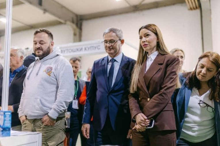 Ministarka na Sajmu poljoprivrede: Spajanjem privrede i agrara do razvoja prehrambene industrije (FOTO/VIDEO)