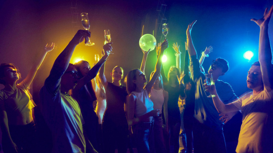 Pucnjava u studentskom domu: Povređeno više osoba!