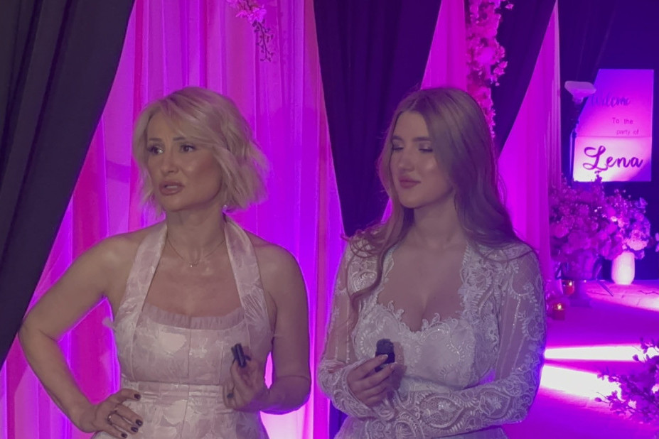 Lena Marinković u preuskim helankama! Ćerka Goce Tržan puca u teretani (FOTO)