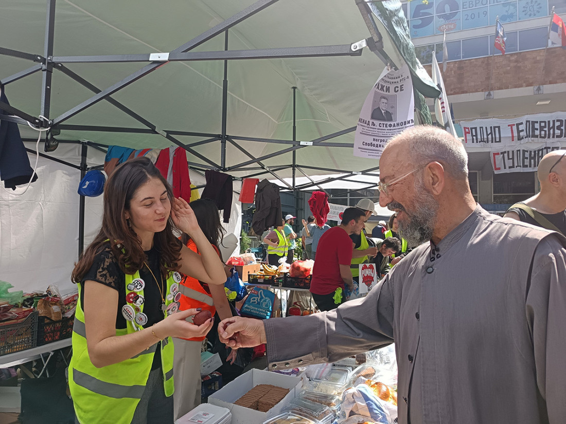 Nenad Ilić, duhovno čedo vladike Grigorija u akciji preuzimanja SPC: Vera u trenerci i politika sa ekrana