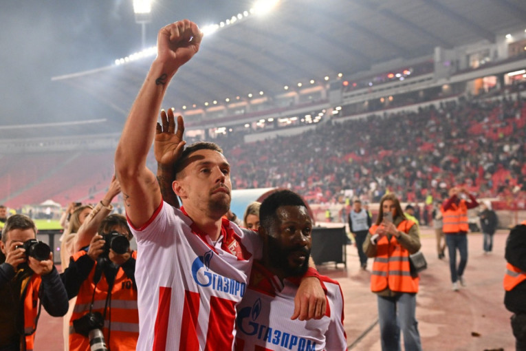 Rodić i Kanga "odsvirali kraj": Ispraćeni ovacijama, Gelor nije mogao da poželi lepši oproštaj (FOTO/VIDEO)