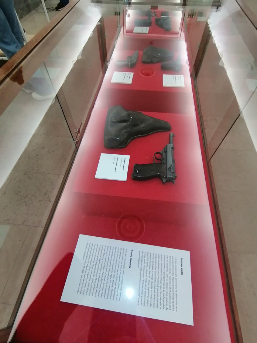 Pronašli smo Batin šmajser kojim je "pobio" najviše Nemaca u filmovima: Jedno mesto u Srbiji čuva tajnu! (FOTO)