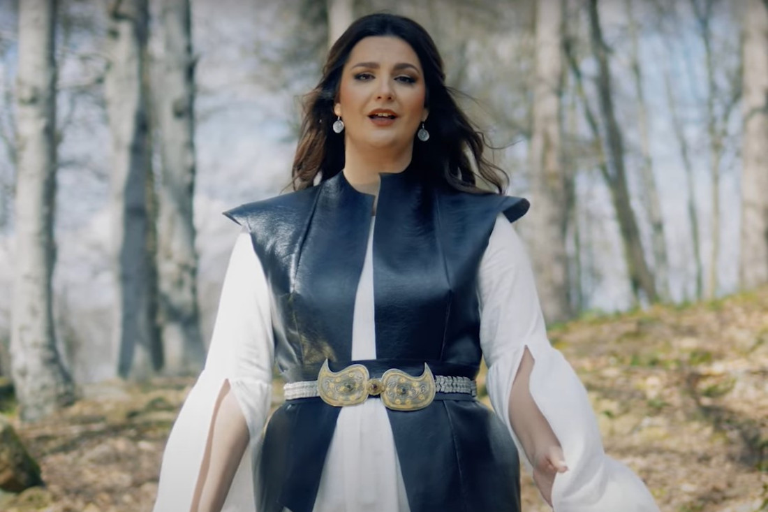 Dirljiva pesma “Krv heroja” potresla publiku: Neda Marjanović pevala o ocu poginulom u ratu