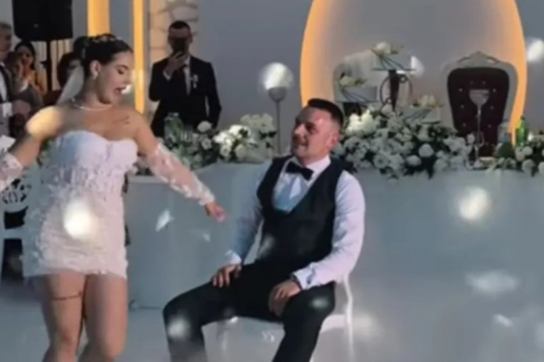 Kim Kardašijan se udala u Albaniji? Mladu obasipaju dolarima, snimak postao hit! (VIDEO)