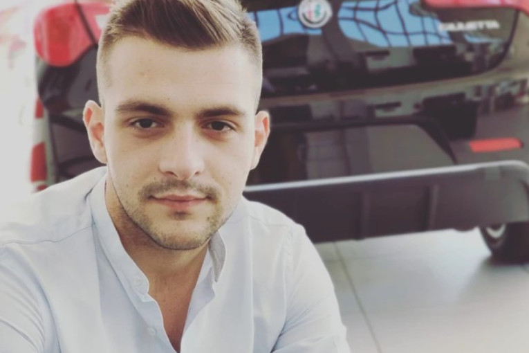 Sahrana mladića koji je stradao na Lefkadi: Roditelji i verenica očajni i neutešni na poslednjem oproštaju (VIDEO)