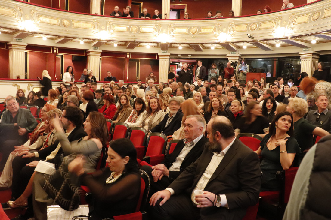 Neli Mihailović uručena nagrada "Žanka Stokić": Postala sam deo ženske glumačke reprezentacije (FOTO/VIDEO)