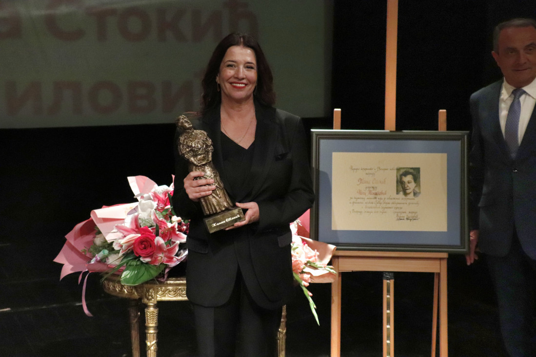 Neli Mihailović uručena nagrada "Žanka Stokić": Postala sam deo ženske glumačke reprezentacije (FOTO/VIDEO)