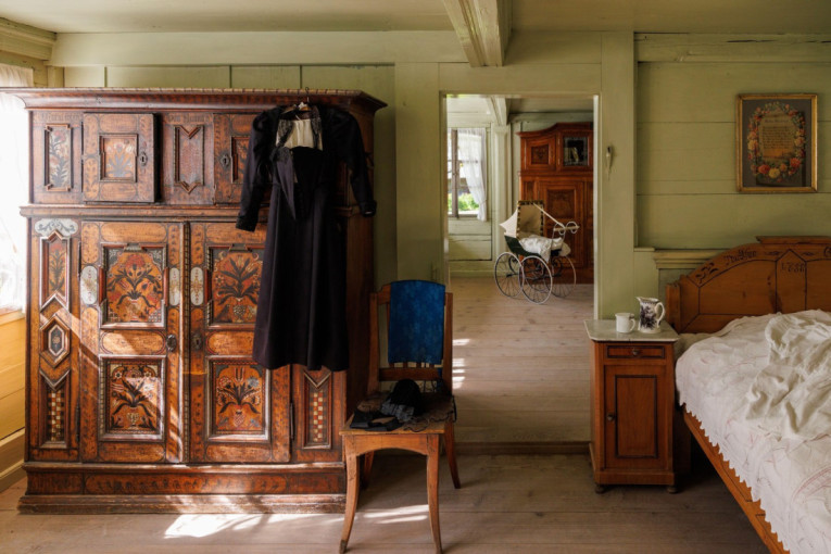 U vaš dom se uvukao miris "stare kuće"? Za to može biti nekoliko razloga, a evo kako da ga se rešite