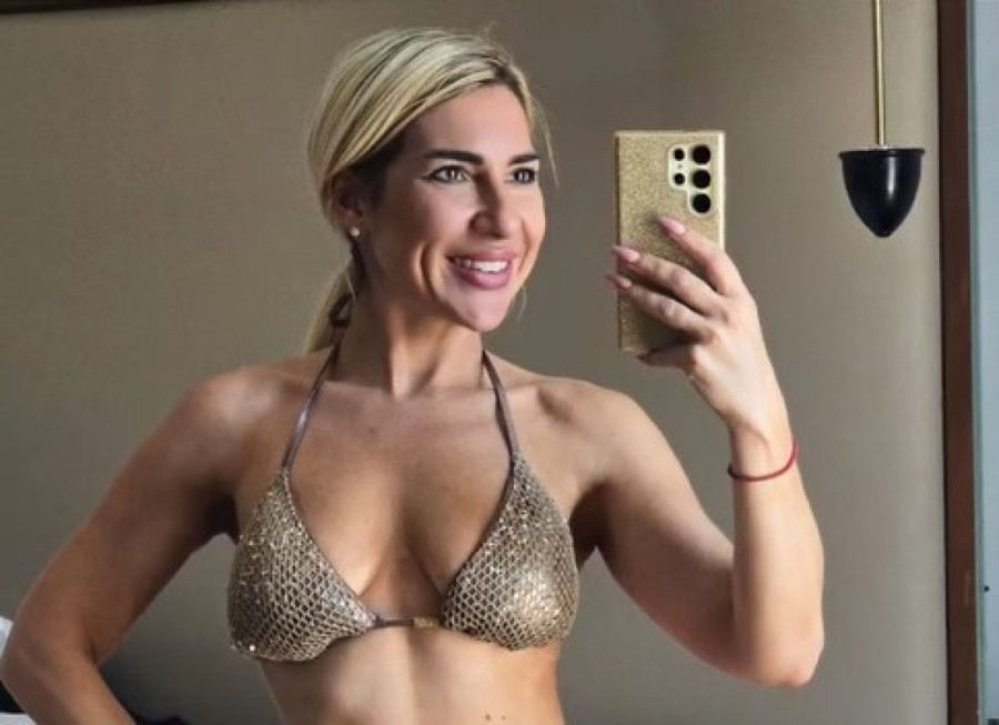 Jovana Jeremić gori u se*si korsetu! Voditeljka podigla temperaturu u teretani na maksimum