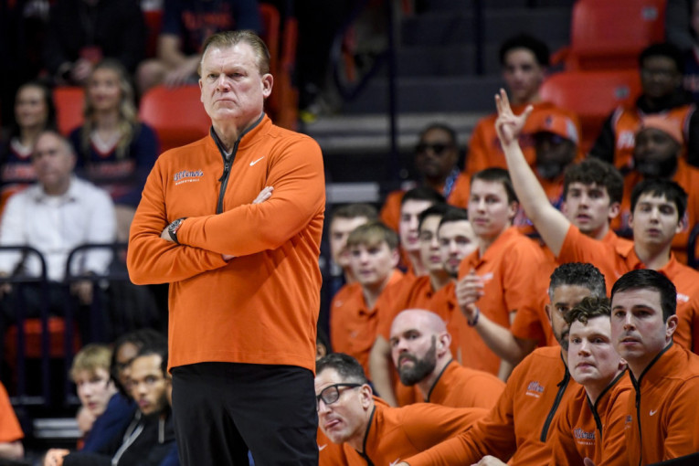 Slavni trener dolazi u Srbiju: Legenda američke košarke uskoro u Beogradu!