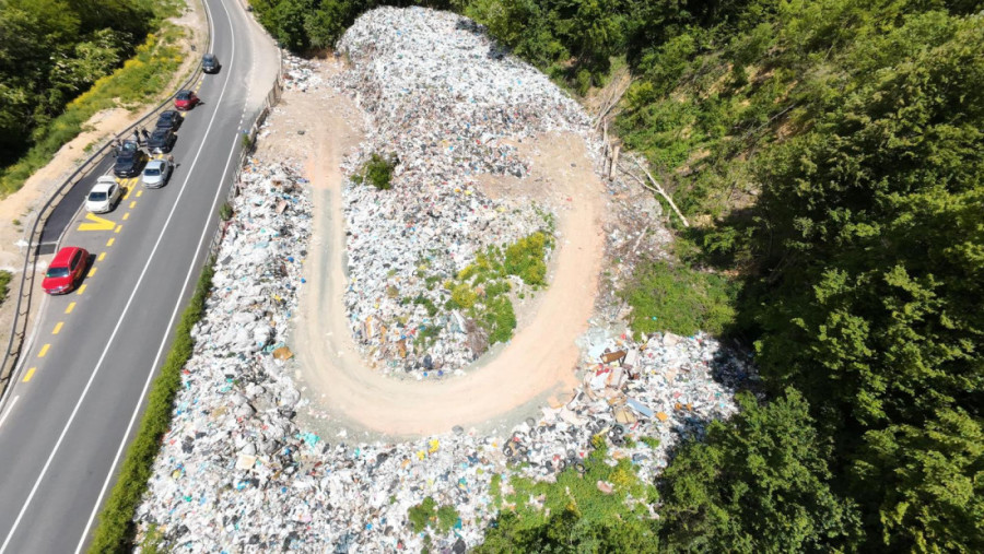 Ministarka Pavkov obišla deponiju Tubići u Kosjeriću: Rešićemo dugogodišnji ekološki problem, na mestu deponije biće zelena oaza
