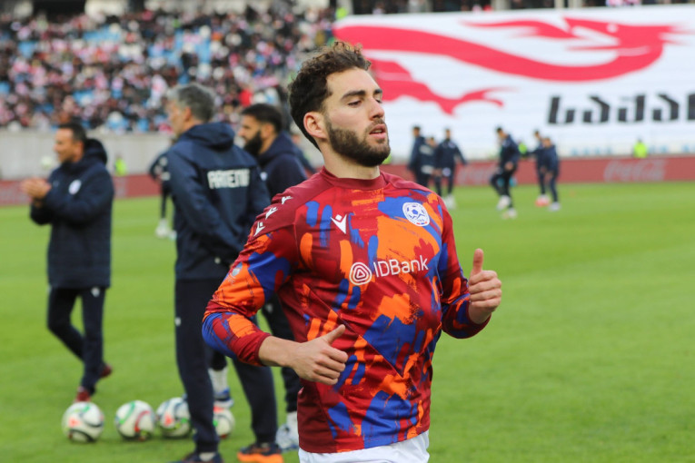 Vapaj Zvezdine mete: Osećam se kao go*no i želim promenu!