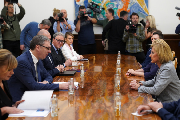 Predsednik Srbije poručio: "Razvoj dobrih odnosa sa SAD jedan je od spoljnopolitičkih prioriteta Srbije"