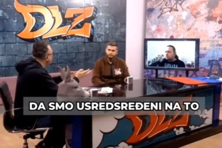 "Prepreku zvanu Kosovo smo davno savladali": Sraman, fašistički govor Šolakovog dvojca, brutalno vređali narod i Vučića (VIDEO)
