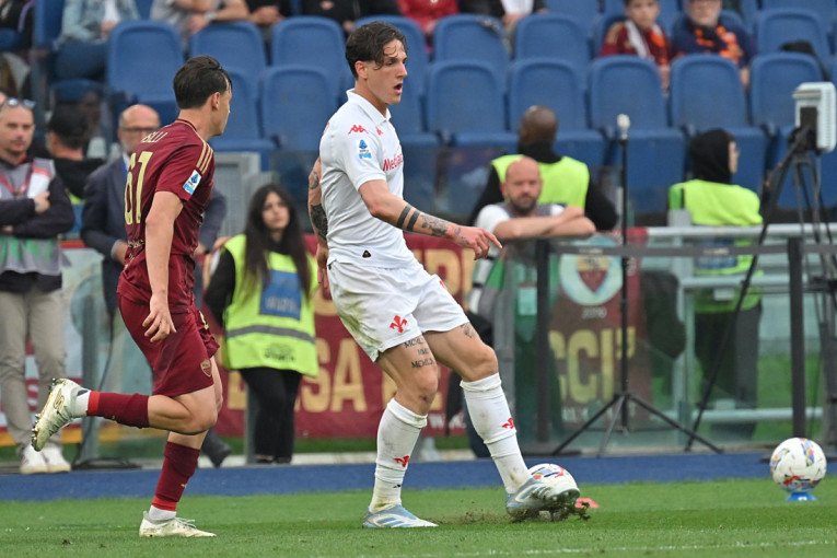 Zaniola su optužili za sramne stvari: Usledio je odgovor "odbeglog deteta" Rome