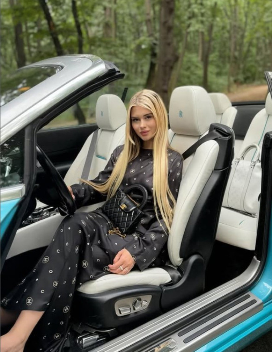 Njih četiri su najmoćnije ćerke poznatih u Srbiji: Jedna ima na stotine stanova, a druga čak palatu! (FOTO)