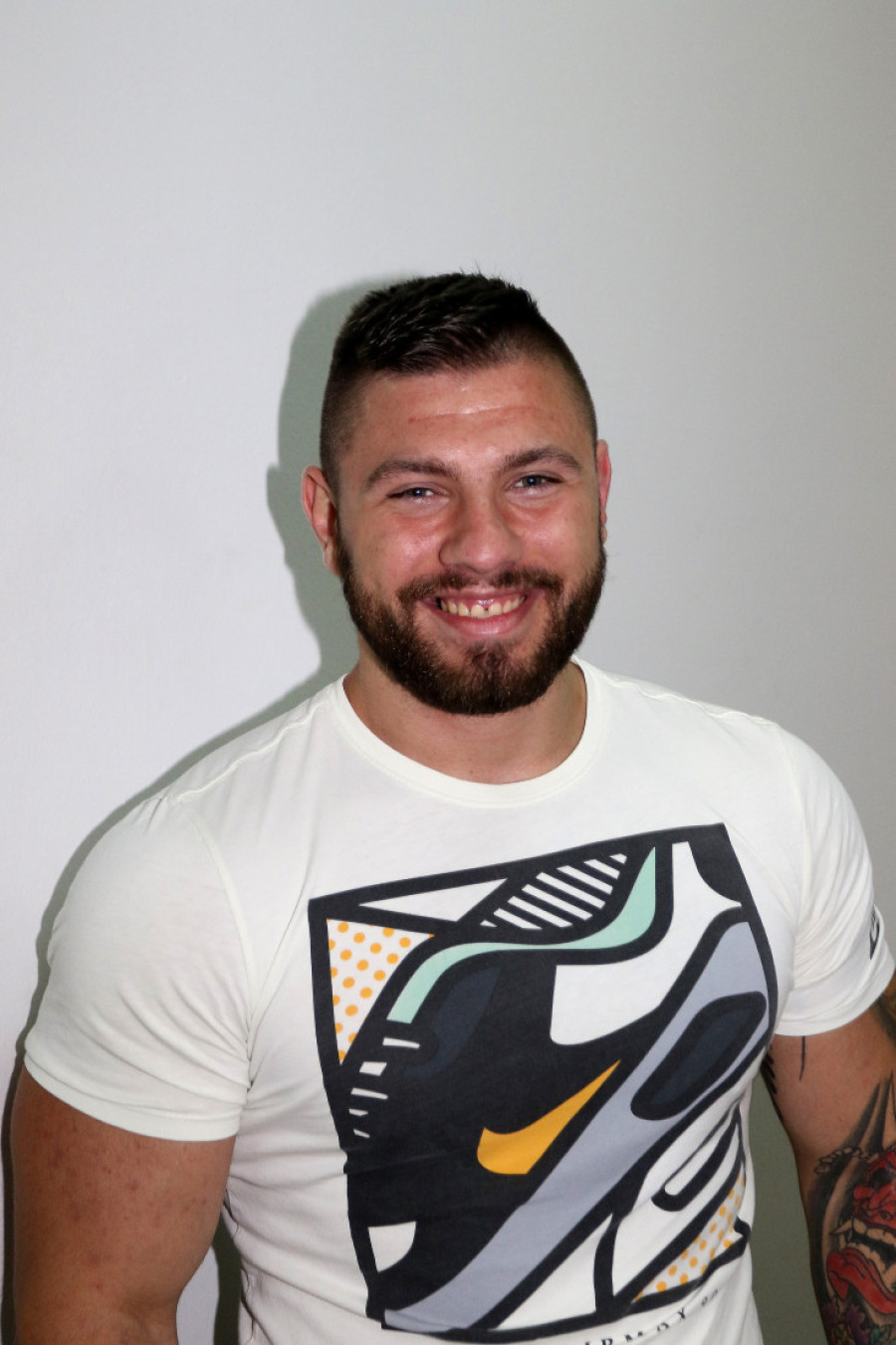 Na sahrani Benjamina Spahovića izbio skandal: Potegli noževe i pištolje!