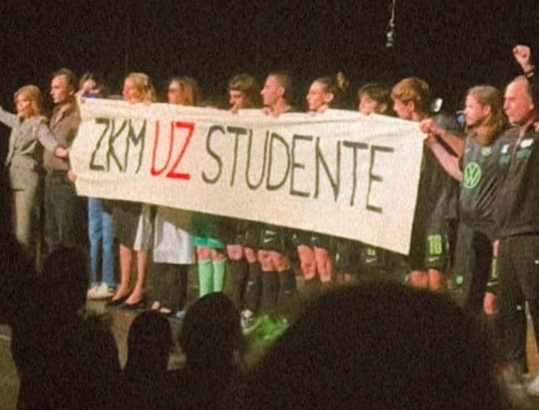 Ustaški scenario na Sterijinom pozorju: ZKM i sin opozicione "elite" huškaju blokadere u Novom Sadu!