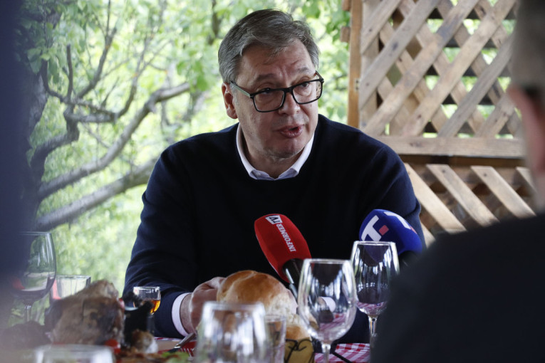 Vučić poslao snažnu poruku iz Kosjerića: Hvala vam za podršku i ljubav - očekujem pobedu na lokalnim izborima!