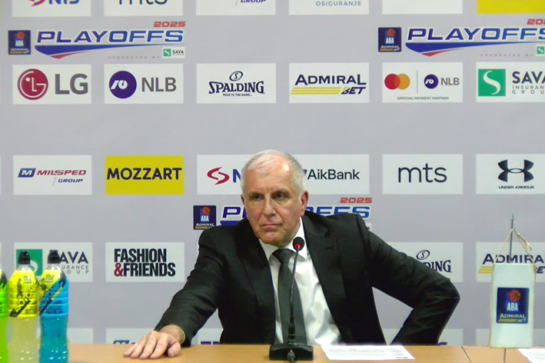 Obradović čestitao svojim igračima, pa podigao ton: Neću da ulazim u to, ima ljudi koji to treba da reše!