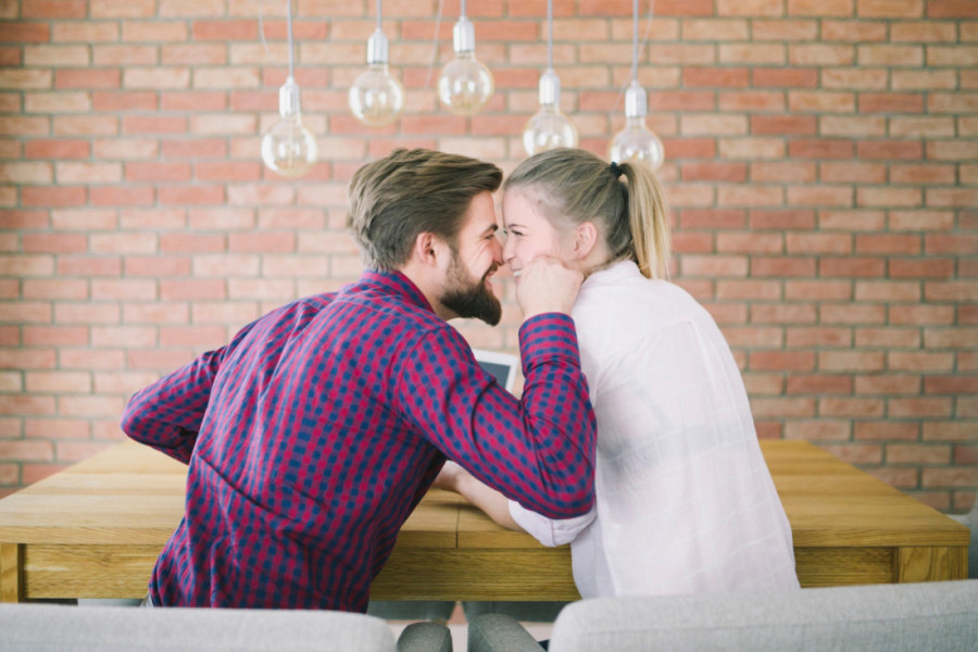 Savet od dva psihologa koji su u braku: Ovo je 10 malih, ali moćnih promena koje čine vezu neraskidivom