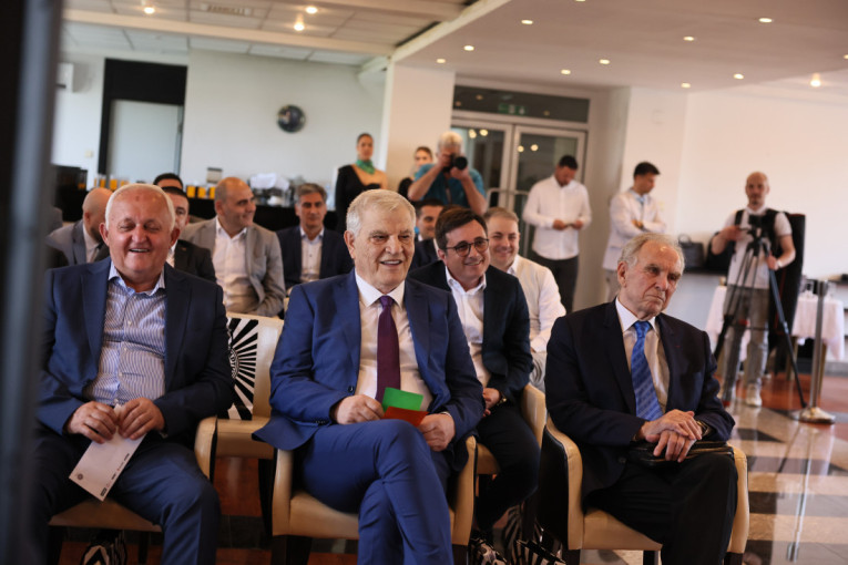 Karadžić, Nikolić, Ilić, Petrić, Brnović... Evo ko je sve u novom sazivu Skupštine Partizana (FOTO)