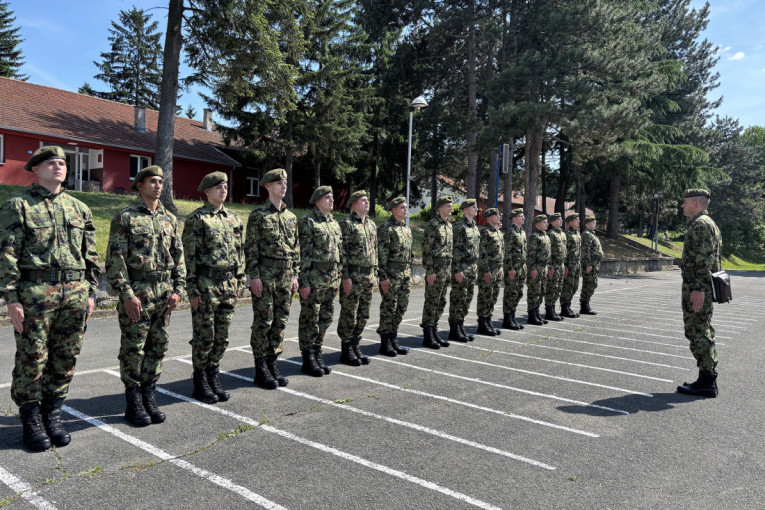 Gašić: Upisne kvote za vojne škole veće za 20 odsto, ima pokušaja da se diskredituje vojska