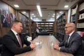 Vučević sa ambasadorom Slovačke: Zahvalnost zbog podrške Srbiji i suverenističke politike (FOTO)