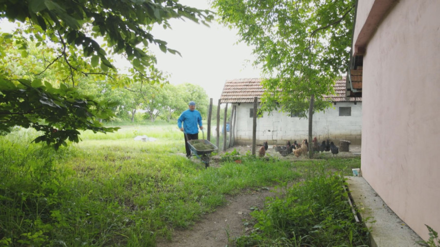 Čovek fenomen sa erekcijom od 28 sati dobija ponude sa svih strana: U nešto se udarati mora! (FOTO)