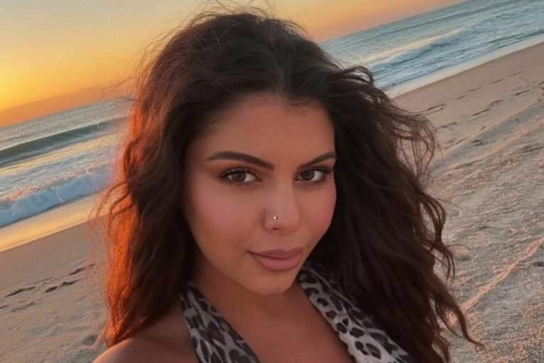 Pevačica se nedavno porodila, a sada objavila fotografiju ćerke: Mama rodila! (FOTO)