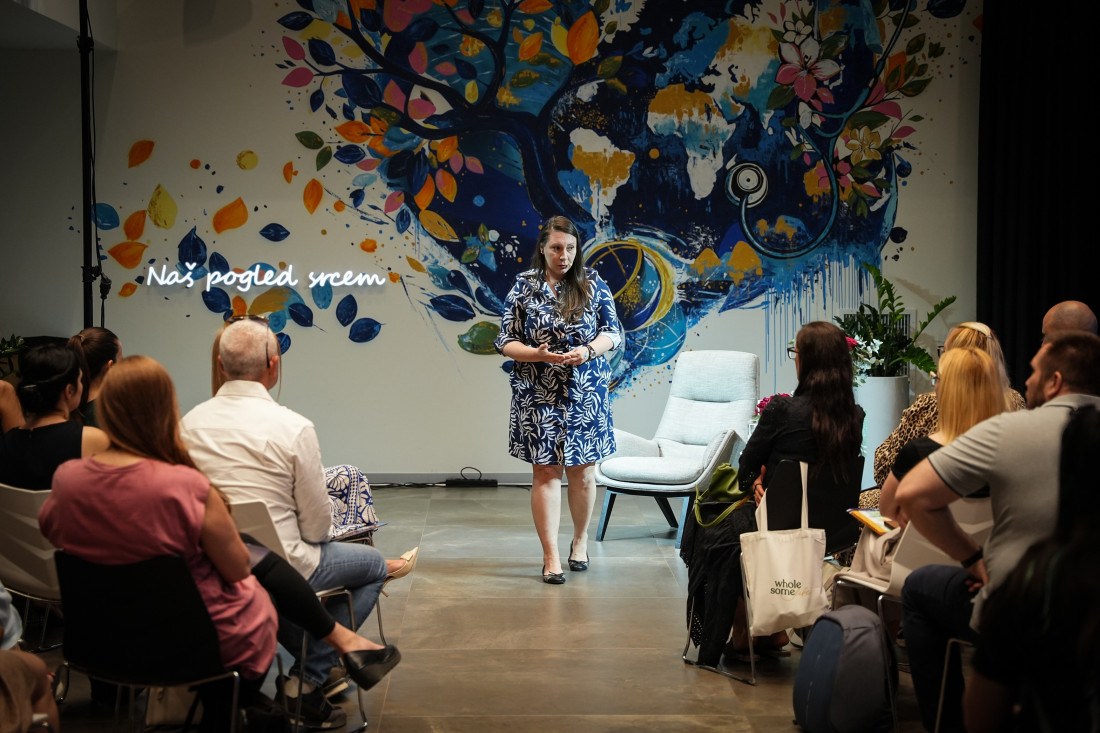 Digitalne avanture roditeljstva: Katarina Jonev Ćiraković otkrila kako voditi decu kroz virtuelni svet