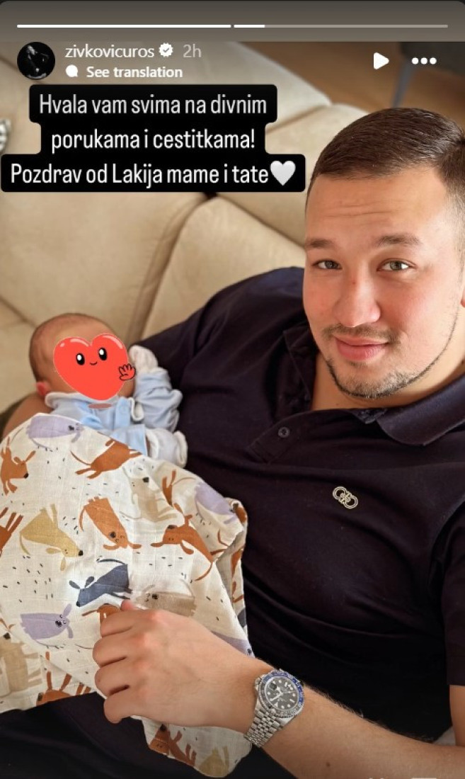 Uroš Živković izveo sina i ženu iz porodilišta! Podelio prvu fotografiju malog Lazara (FOTO)