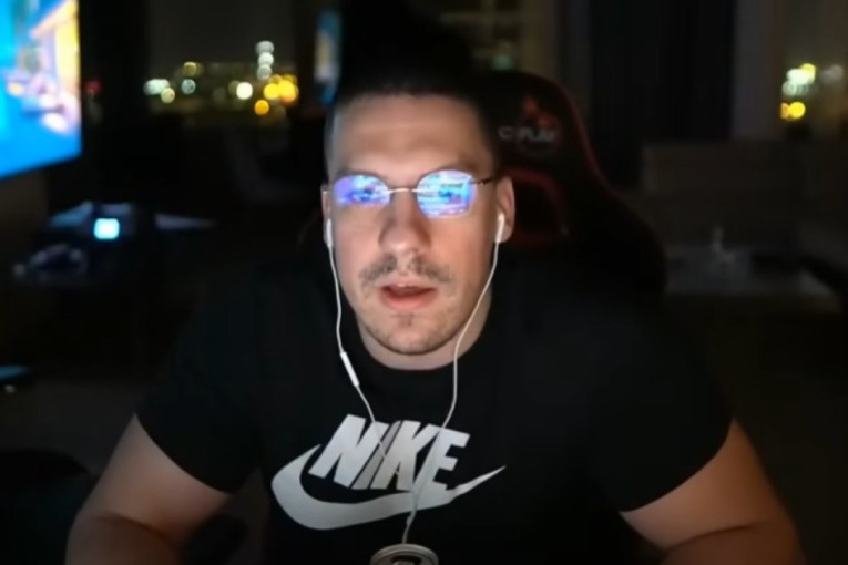 Ovo je snimak uništenog automobila Bake Praseta od pola miliona evra! (VIDEO)